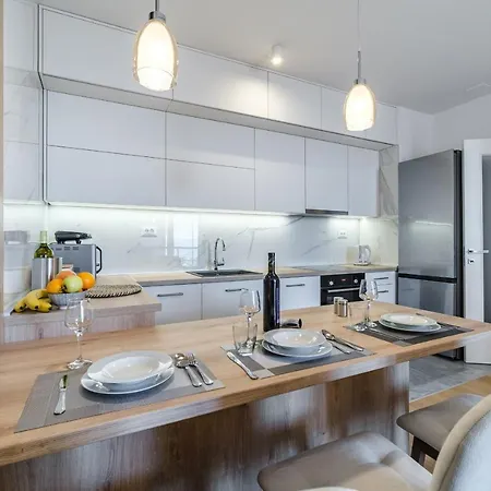 Golden View 8 * 斯普利特