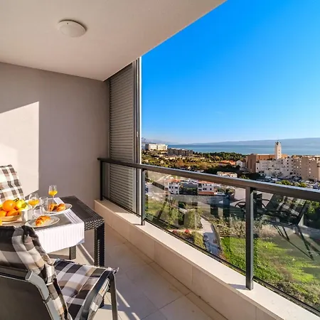 Golden View 8 公寓