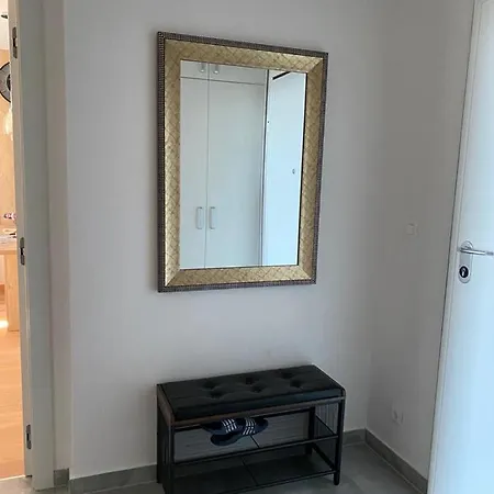 Golden View 8 * Split