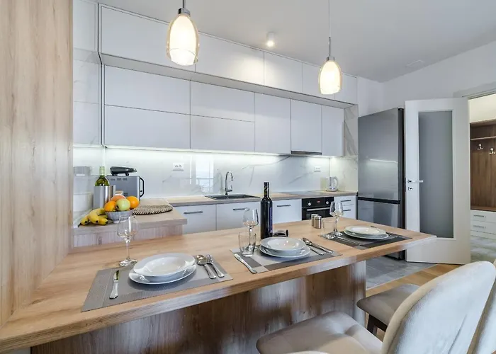 Golden View 8 * Σπλιτ