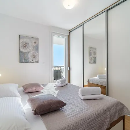 Golden View 8 ספליט